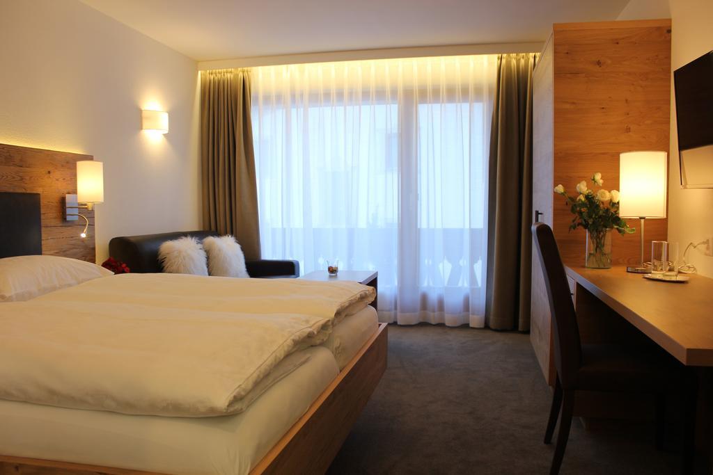 Waldpark Hotel Garni 삼나운 객실 사진